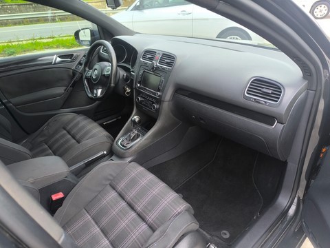 Volkswagen Golf 2.0