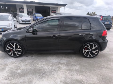 Volkswagen Golf 2.0