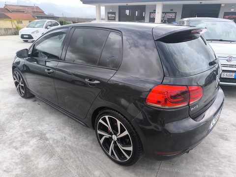 Volkswagen Golf 2.0